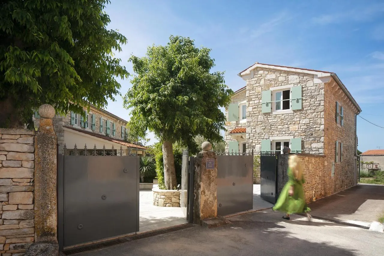 Residence Pietre D'Istria - With Private Service Burići 크로아티아