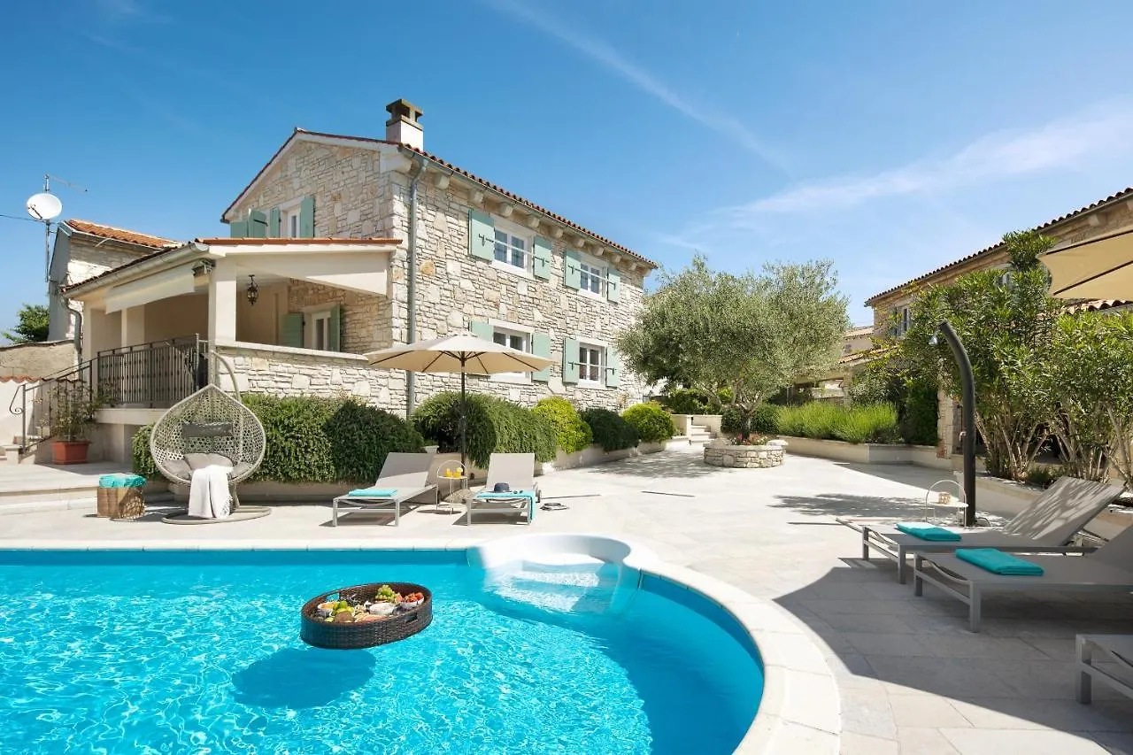 Residence Pietre D'Istria - With Private Service Burići